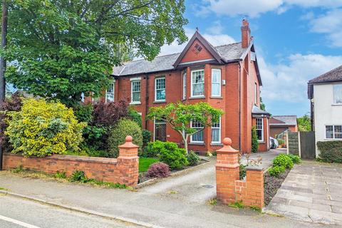 4 bedroom semi-detached house for sale, St. Helens Road, Leigh