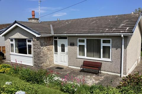 2 bedroom detached bungalow for sale, Lon Gogarth, Benllech, Tyn-Y-Gongl