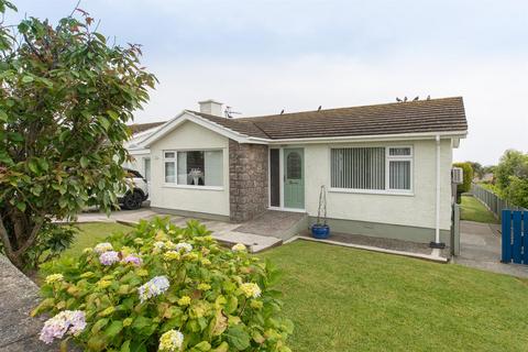 2 bedroom detached bungalow for sale, Lon Twrcelyn, Benllech, Tyn-Y-Gongl