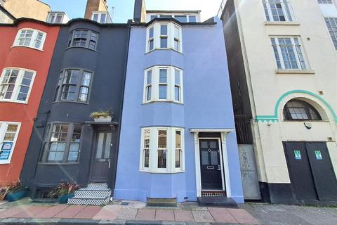 5 bedroom end of terrace house for sale, Charles Street, Brighton