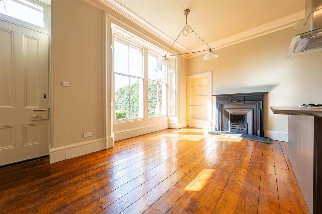 6 Croft Park-5.jpg