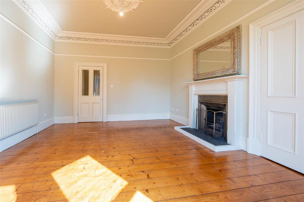 6 Croft Park-10.jpg