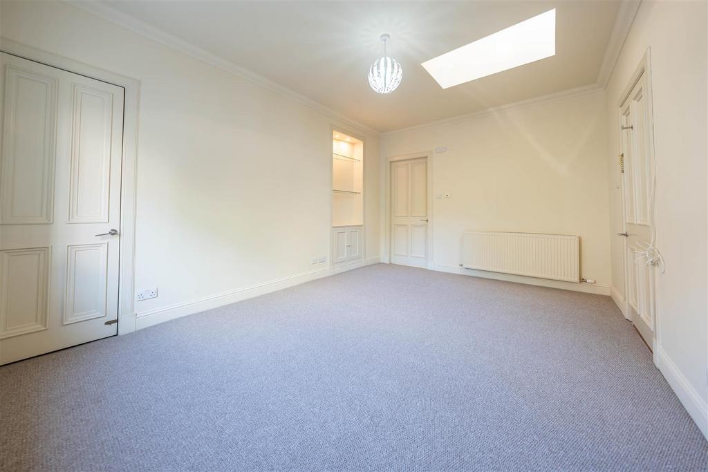 6 Croft Park-15.jpg
