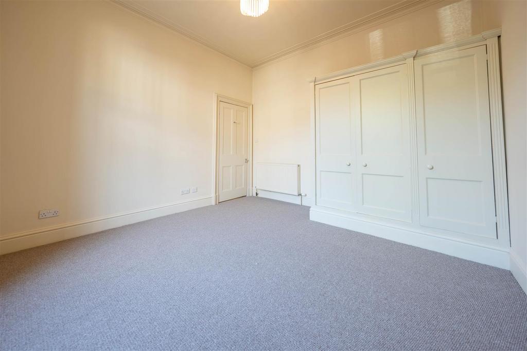 6 Croft Park-26.jpg