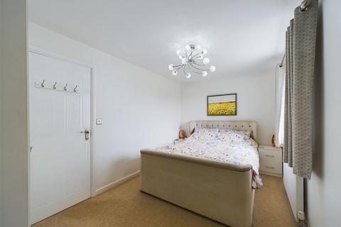 3 bedroom semi-detached house for sale, Farndale Road, Bridlington