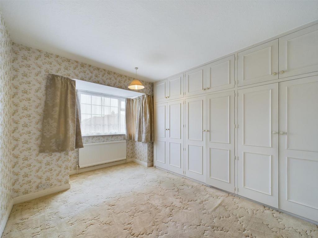 Bedroom: