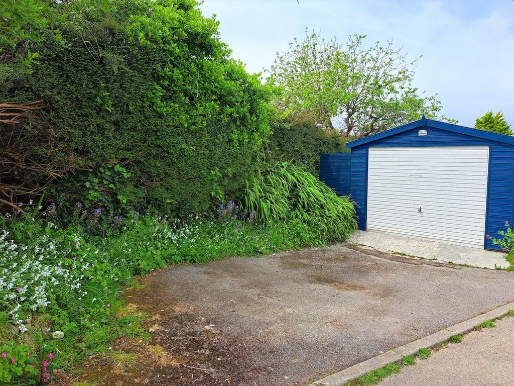 Garden, Garage &amp; Parking