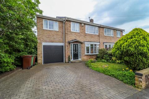 4 bedroom semi-detached house for sale, Wheatroyd Crescent, Ossett WF5