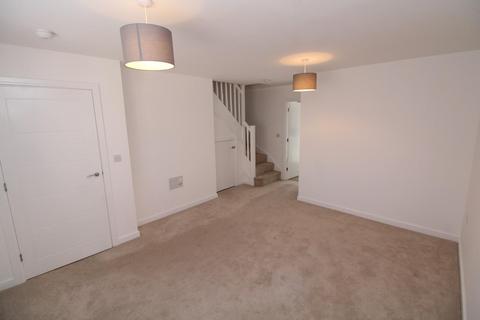 3 bedroom semi-detached house to rent, Osbourne Way, Bury St Edmunds IP32