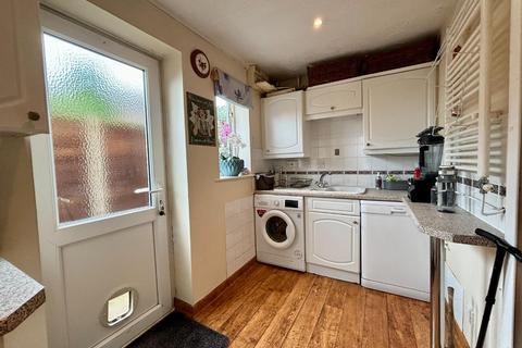2 Holcutt Close, Wootton, Northampton, NN4 6AE