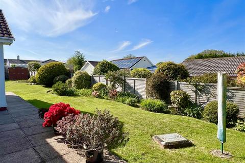 25 Edinburgh Close, Carlyon Bay, St Austell, PL25 3PN
