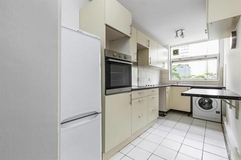1 bedroom flat to rent, Rennie Court, 11 Upper Ground, South Bank, London, SE1