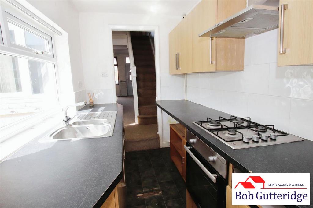 Fitted kitchen