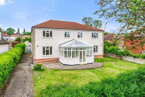 6 bedroom detached house for sale, Nunroyd Road, Leeds LS17