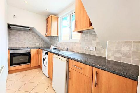 2 bedroom flat to rent, Swiss Cottage, NW6, London