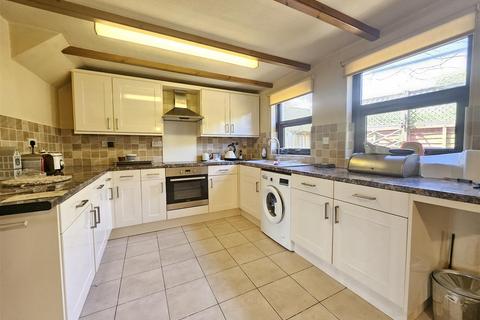 3 bedroom house for sale, Hanover Close, Perranporth