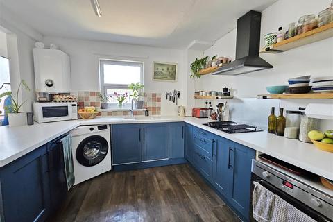 3 bedroom terraced house for sale, Tregundy Road