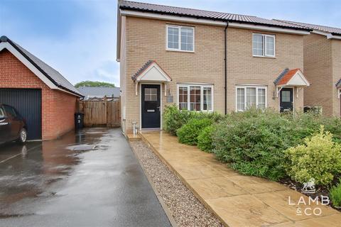 3 Chaplin Drive, Thorpe-le-soken, Clacton-on-sea, CO16 0EY