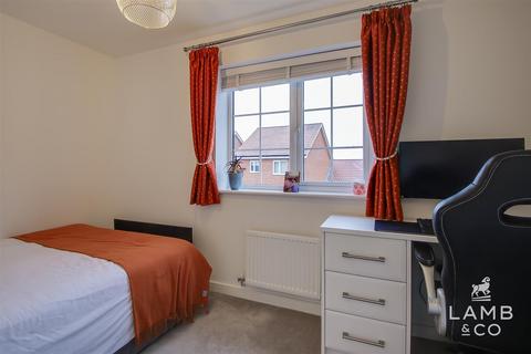3 Chaplin Drive, Thorpe-le-soken, Clacton-on-sea, CO16 0EY
