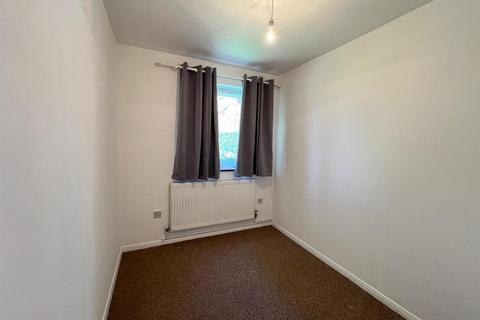 2 bedroom flat for sale, Gurney Close, Barking