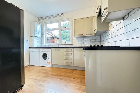 3 bedroom semi-detached house for sale, Falmouth Gardens, Ilford