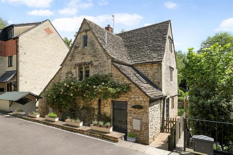 3 bedroom cottage for sale, Station Road, Woodchester