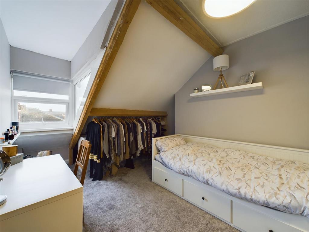 Bed 4 - 1.jpg