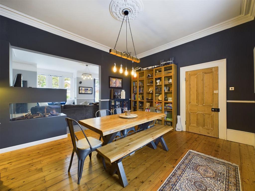 Dining Room 4.jpg