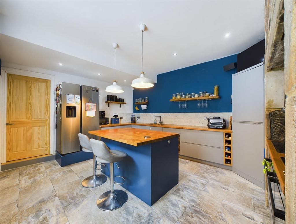 Kitchen 4.jpg