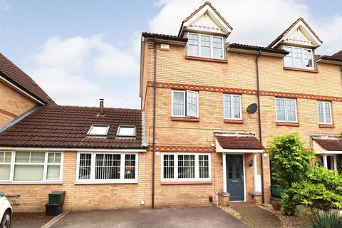 4 bedroom townhouse for sale, Meam Close, York