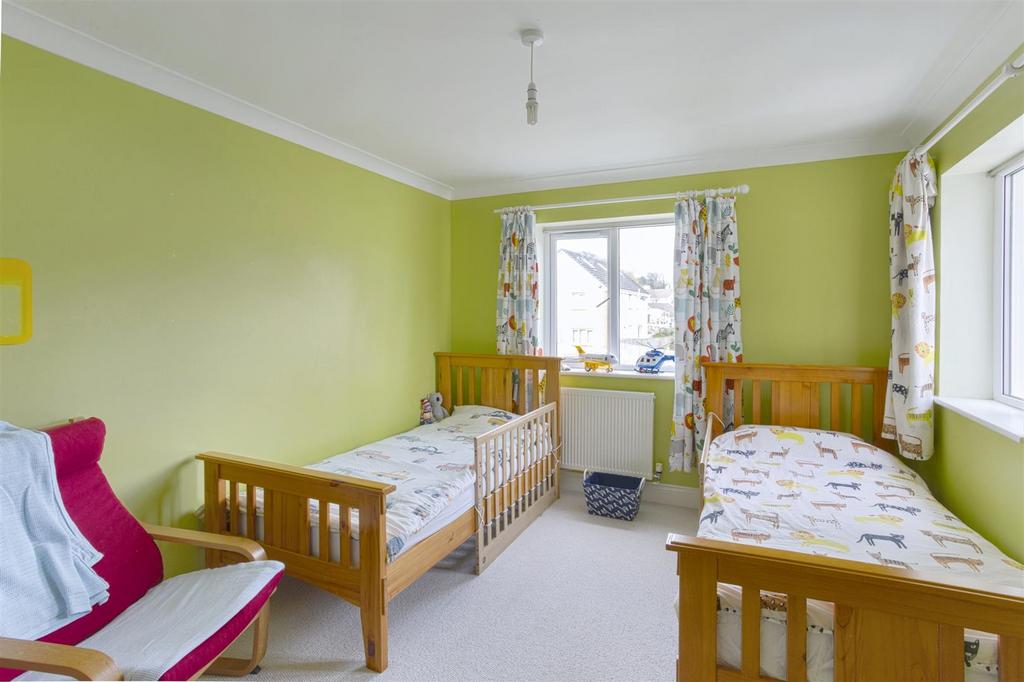 28 Bedroom 4.jpg