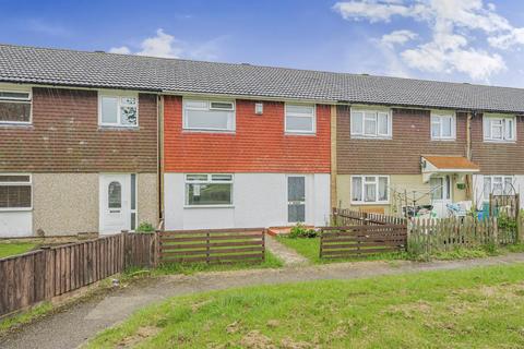 3 bedroom terraced house for sale, Newenden Close, Ashford TN23