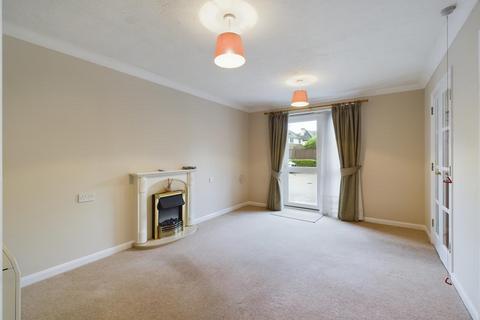 1 bedroom flat for sale, Gales Drive, Three Bridges RH10