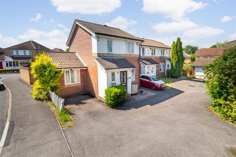 36 Hadleigh Drive, Sutton, SM2 5BF