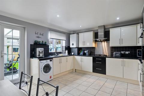 5 Meadow View, Patrington, Hull, HU12 0QG
