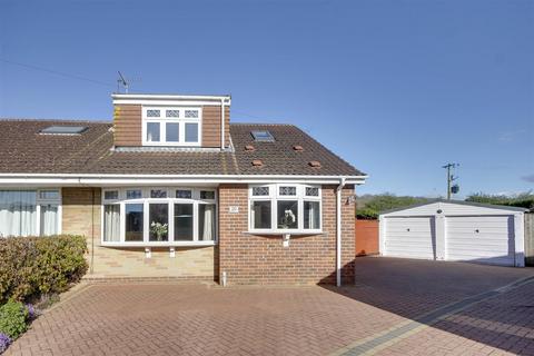 4 bedroom semi-detached house for sale, Rawdale Close, South Cave