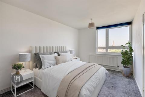 1 bedroom flat for sale, Keevil Drive, London