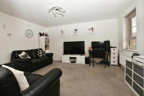 95 Petfield Drive, Anlaby, Hull, HU10 7ES
