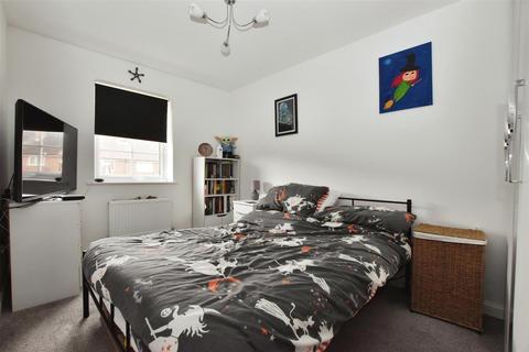 95 Petfield Drive, Anlaby, Hull, HU10 7ES