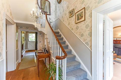 4 bedroom detached house for sale, Middlebridge Street, Romsey, Hampshire