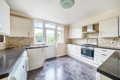 2 bedroom flat for sale, Honeypot Lane, Stanmore HA7