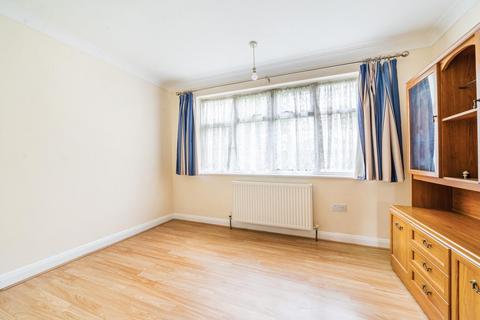 517 Honeypot Lane, Stanmore, HA7 1JH