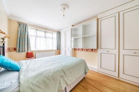 517 Honeypot Lane, Stanmore, HA7 1JH