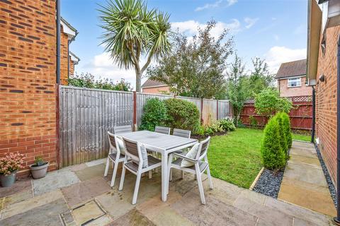 2 bedroom end of terrace house for sale, St. Johns Gardens, Fishlake Meadows, Romsey, Hampshire