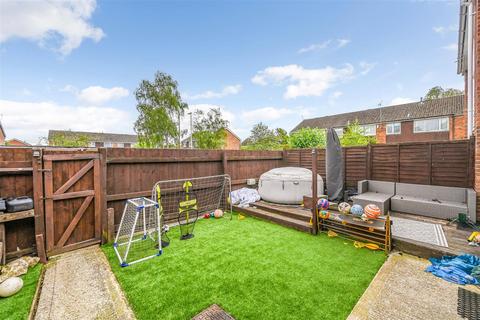 3 bedroom semi-detached house for sale, Abbotswood Close, Romsey, Hampshire