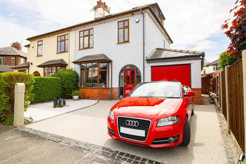 4 bedroom house for sale, 4-Bed Semi-Detached House for Sale on The Crescent, Preston