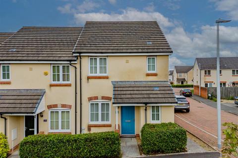 139 Emily Fields, Birchgrove, Swansea, SA7 9NT