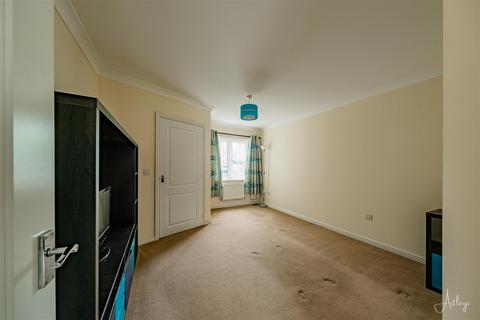 139 Emily Fields, Birchgrove, Swansea, SA7 9NT