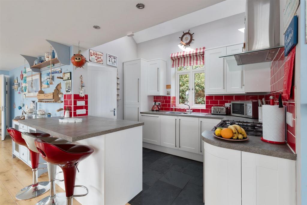 Kitchen (Open Plan)