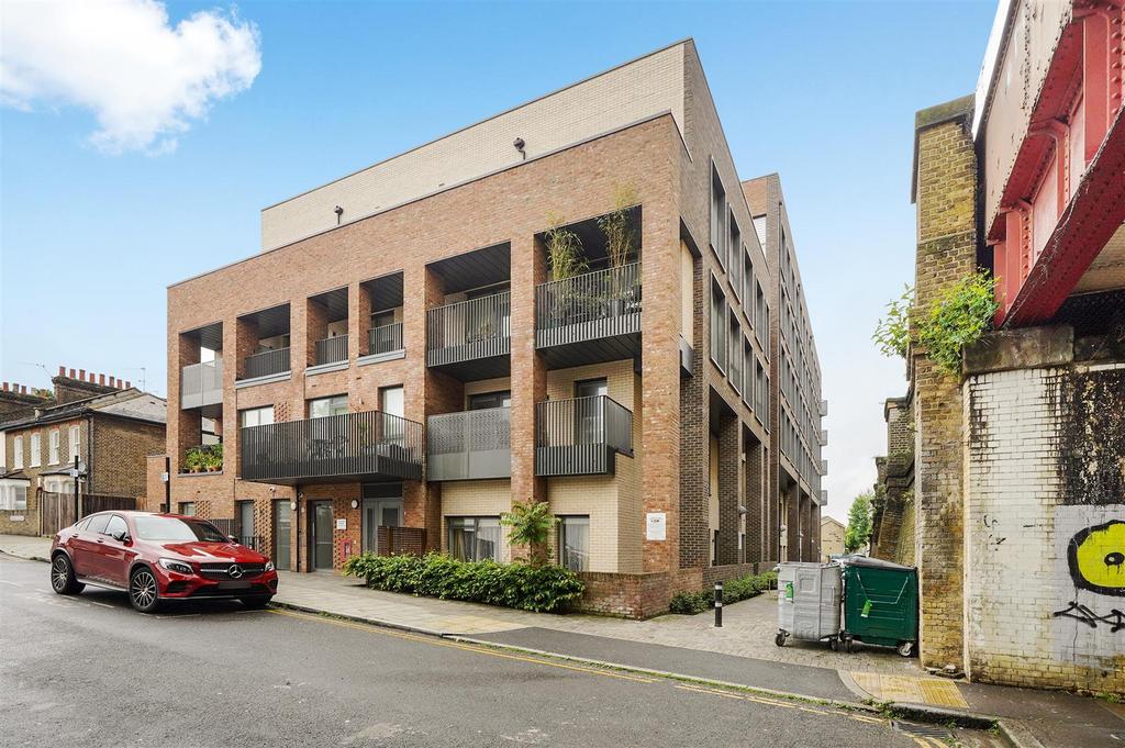 Centralis House   Property for Sale SE13   Madison